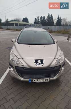 Универсал Peugeot 308 2008 в Старом Самборе