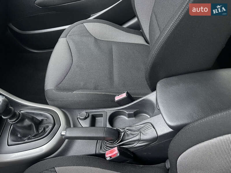 Хэтчбек Peugeot 308 2009 в Бердичеве