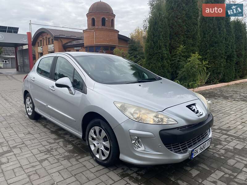Peugeot 308 2011 Peugeot 308 2011