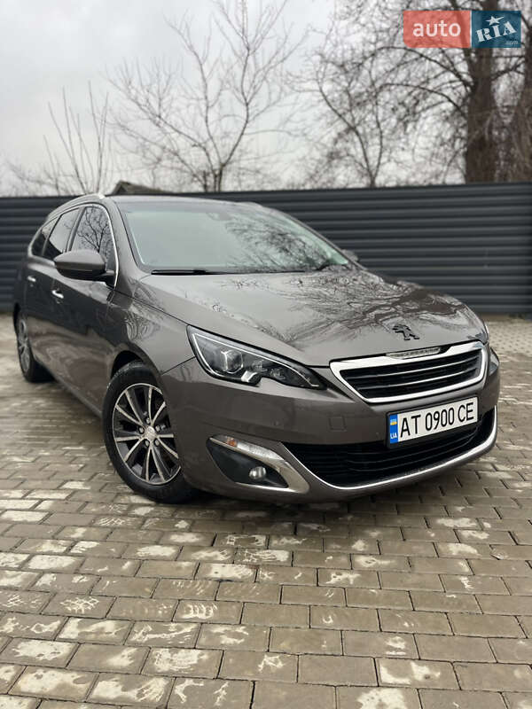 Peugeot 308 2015