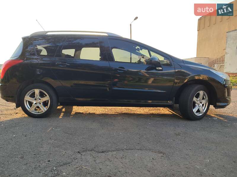 Універсал Peugeot 308 2010 в Харкові