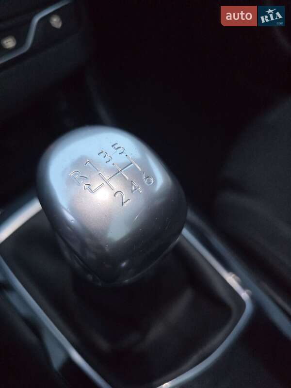 Универсал Peugeot 308 2015 в Дубно фото 28 Универсал Peugeot 308 2015 в Дубно