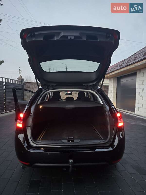 Универсал Peugeot 308 2015 в Дубно фото 33 Универсал Peugeot 308 2015 в Дубно