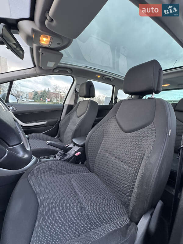 Універсал Peugeot 308 2009 в Черкасах фото 14 Універсал Peugeot 308 2009 в Черкасах
