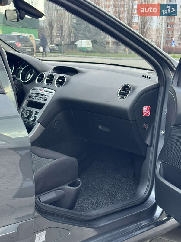 Універсал Peugeot 308 2009 в Черкасах фото 31 Універсал Peugeot 308 2009 в Черкасах