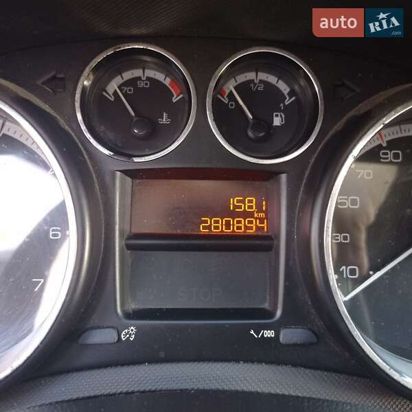 Хетчбек Peugeot 308 2010 в Чугуєві