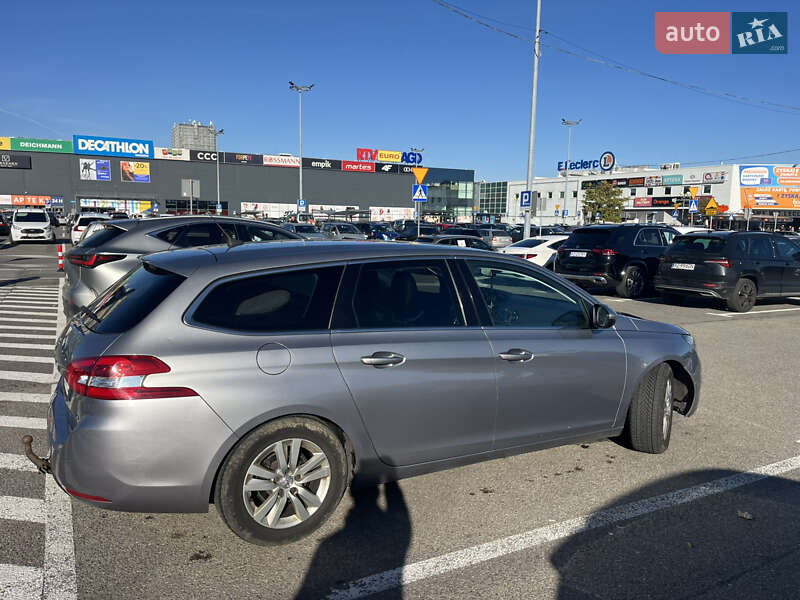 Універсал Peugeot 308 2015 в Львові