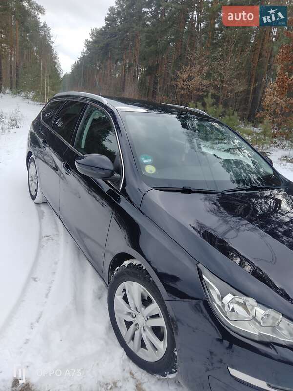 Універсал Peugeot 308 2015 в Маневичах