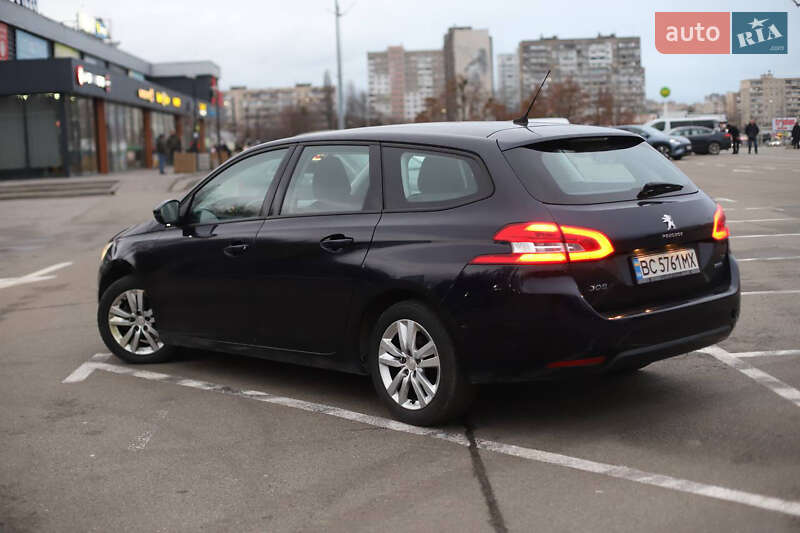 Универсал Peugeot 308 2015 в Киеве