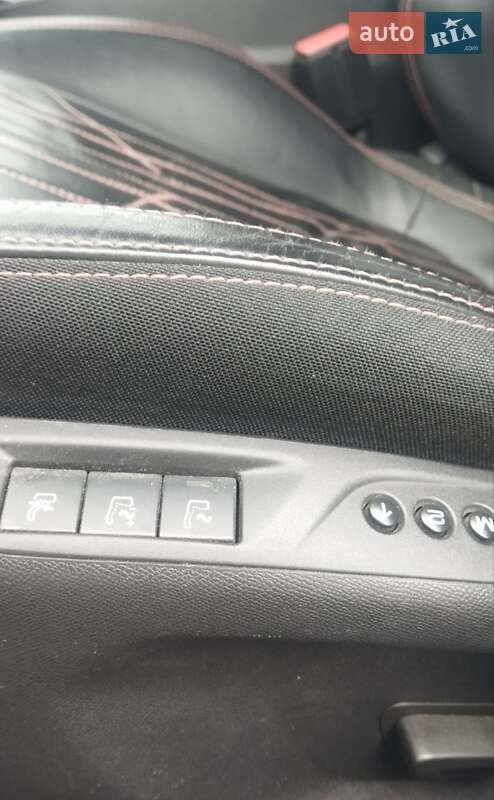 Универсал Peugeot 308 2015 в Львове