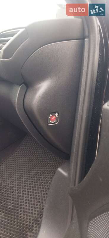 Универсал Peugeot 308 2015 в Львове