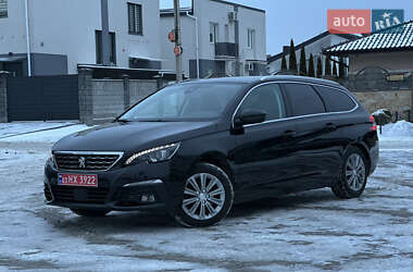 Універсал Peugeot 308 2021 в Рівному