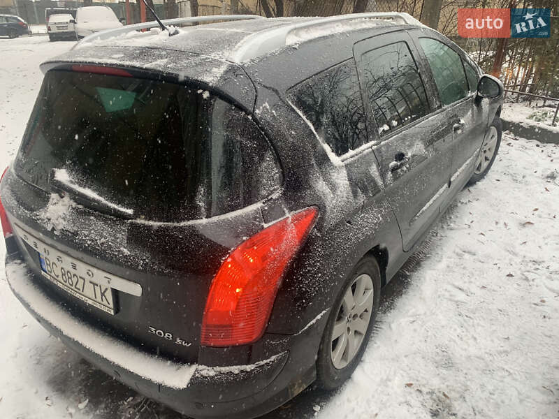 Універсал Peugeot 308 2010 в Львові