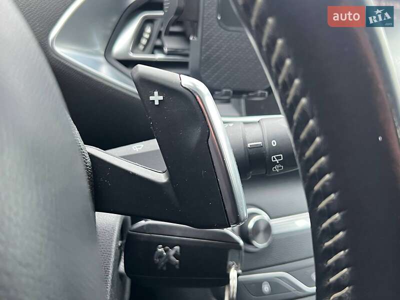 Универсал Peugeot 308 2018 в Киеве фото 20 Универсал Peugeot 308 2018 в Киеве