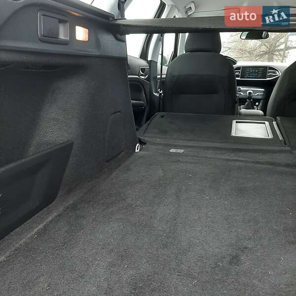 Универсал Peugeot 308 2017 в Полтаве