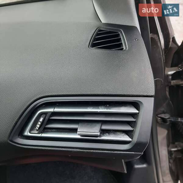 Универсал Peugeot 308 2017 в Полтаве