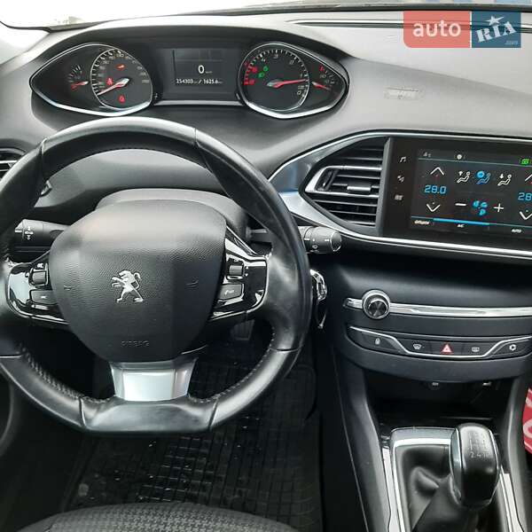 Универсал Peugeot 308 2017 в Полтаве