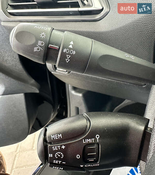 Универсал Peugeot 308 2019 в Львове фото 16 Универсал Peugeot 308 2019 в Львове