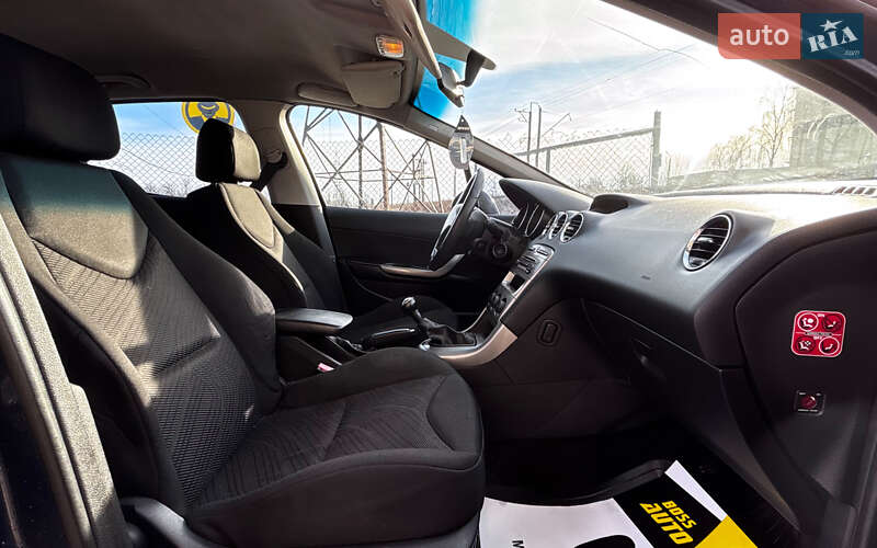 Хэтчбек Peugeot 308 2008 в Стрые фото 12 Хэтчбек Peugeot 308 2008 в Стрые