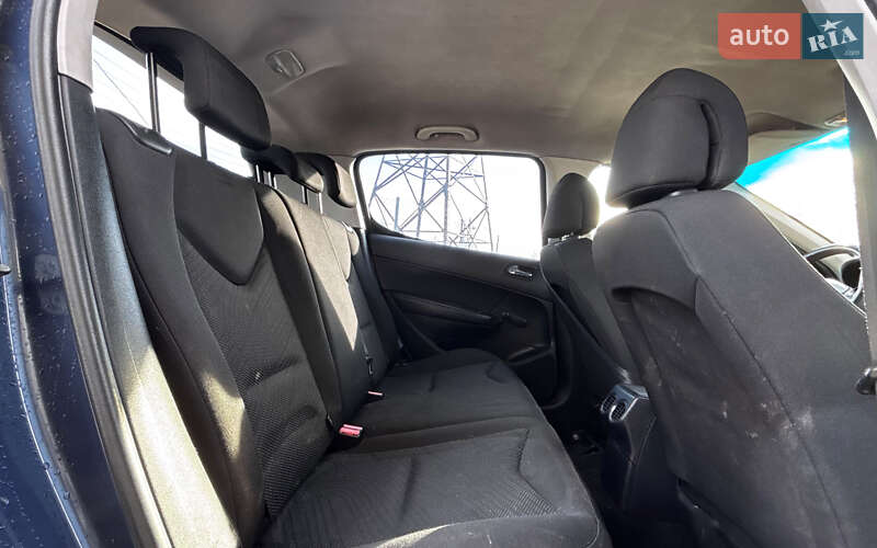 Хэтчбек Peugeot 308 2008 в Стрые фото 18 Хэтчбек Peugeot 308 2008 в Стрые