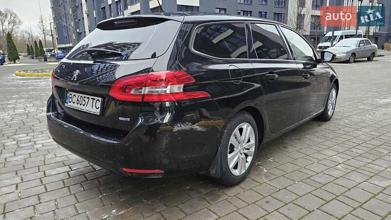 Универсал Peugeot 308 2015 в Ивано-Франковске