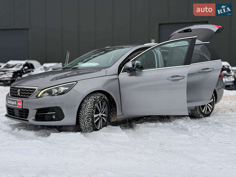 Универсал Peugeot 308 2018 в Львове
