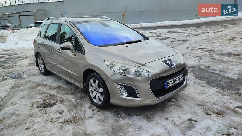 Peugeot 308 2012