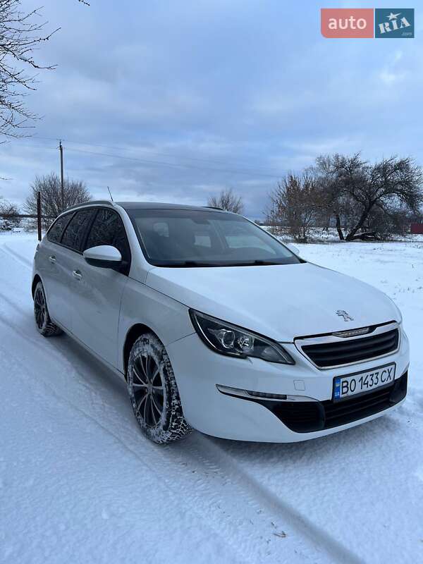 Peugeot 308 2015