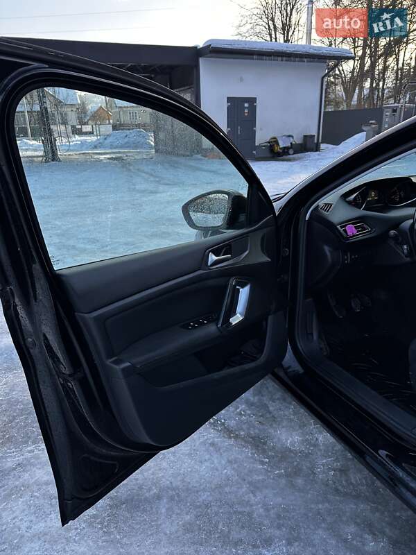 Универсал Peugeot 308 2015 в Ивано-Франковске фото 22 Универсал Peugeot 308 2015 в Ивано-Франковске