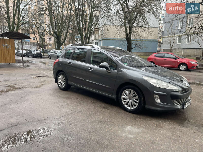 Универсал Peugeot 308 2011 в Кропивницком