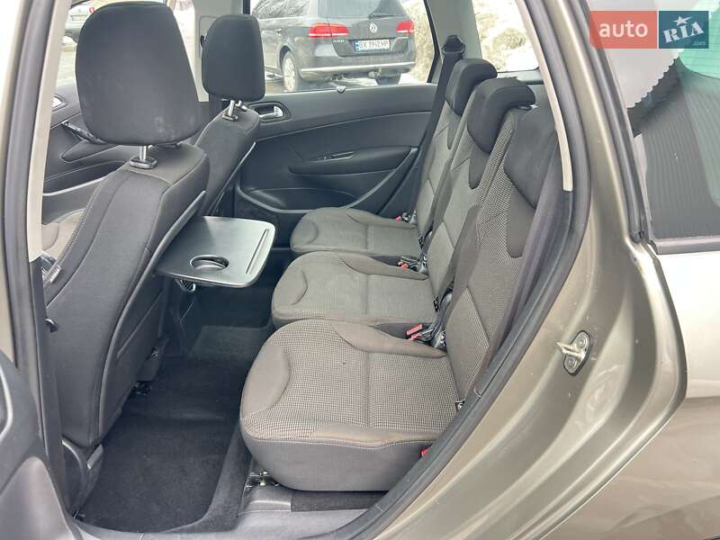 Универсал Peugeot 308 2013 в Хмельницком