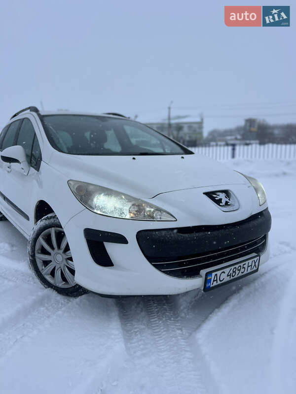 Универсал Peugeot 308 2009 в Нововолынске