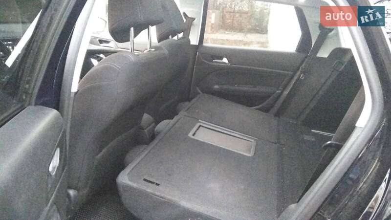 Универсал Peugeot 308 2015 в Черновцах