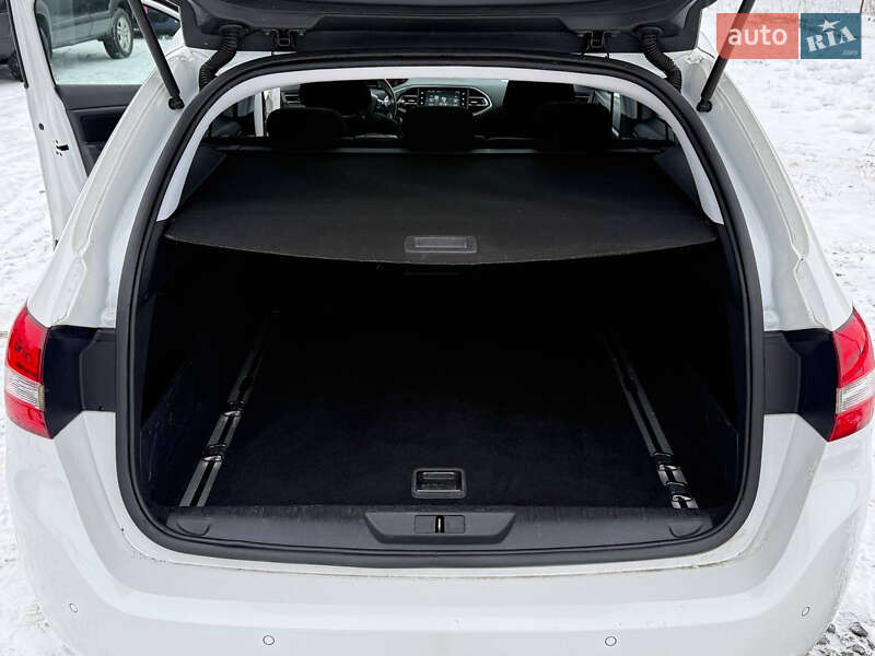 Универсал Peugeot 308 2014 в Луцке