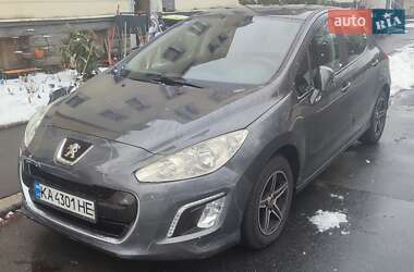 Хэтчбек Peugeot 308 2012 в Киеве