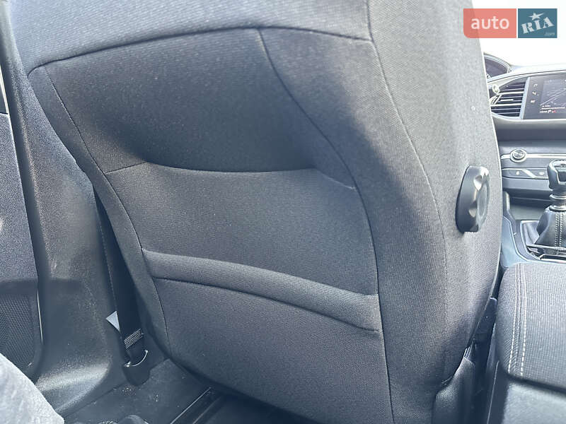 Универсал Peugeot 308 2020 в Львове