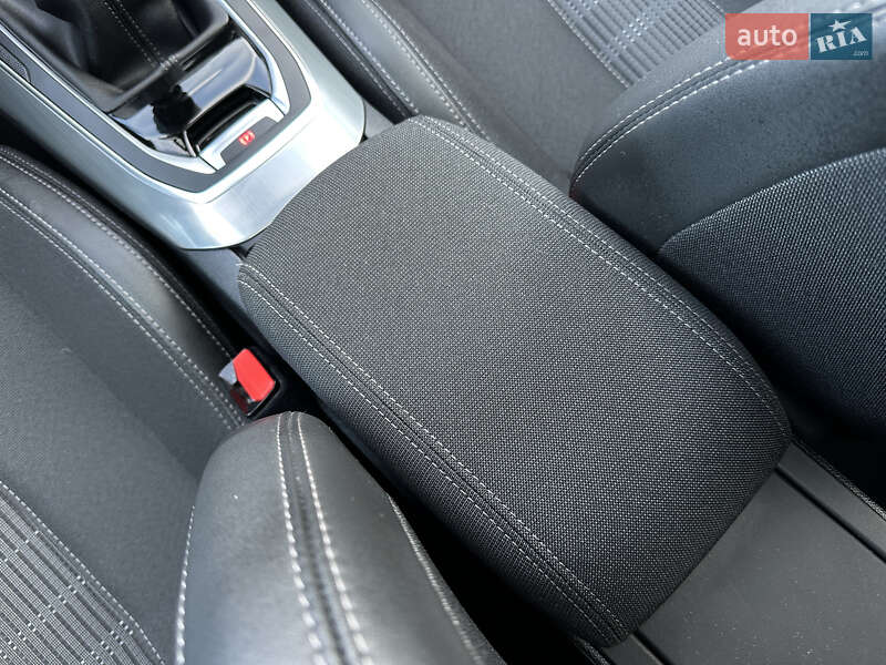 Универсал Peugeot 308 2020 в Львове