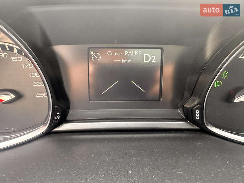 Универсал Peugeot 308 2015 в Львове