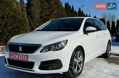 Универсал Peugeot 308 2018 в Львове