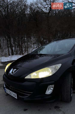Універсал Peugeot 308 2009 в Чорткові