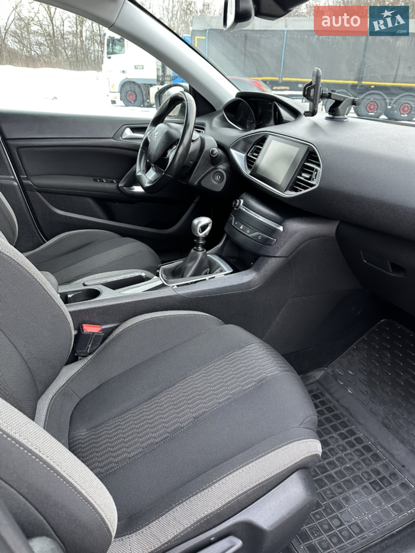 2015 Peugeot 308 - мініатюра 15