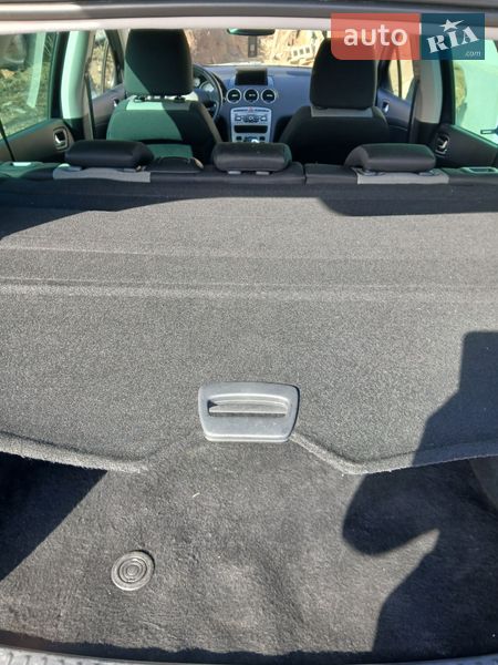 Универсал Peugeot 308 2012 в Городке