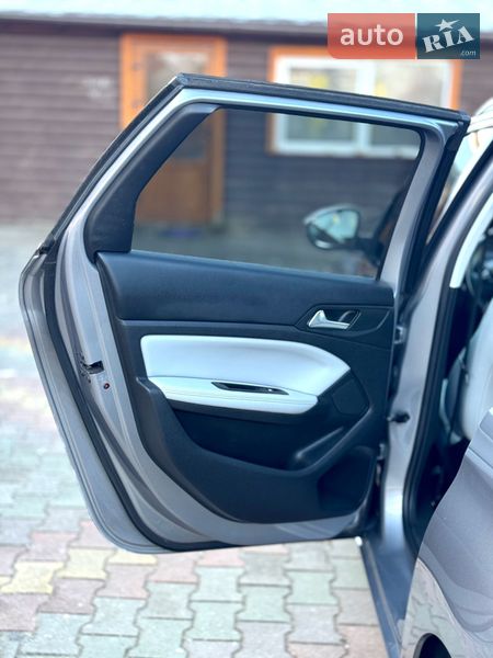 Универсал Peugeot 308 2020 в Самборе