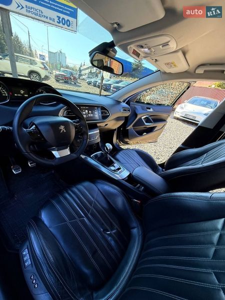 Универсал Peugeot 308 2015 в Трускавце