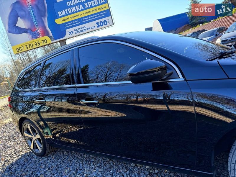 Универсал Peugeot 308 2015 в Трускавце