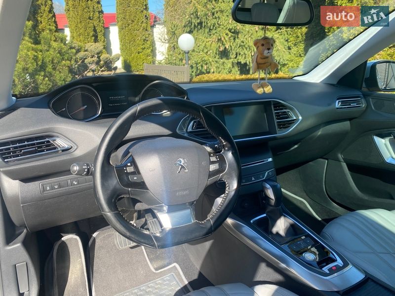 Универсал Peugeot 308 2017 в Львове