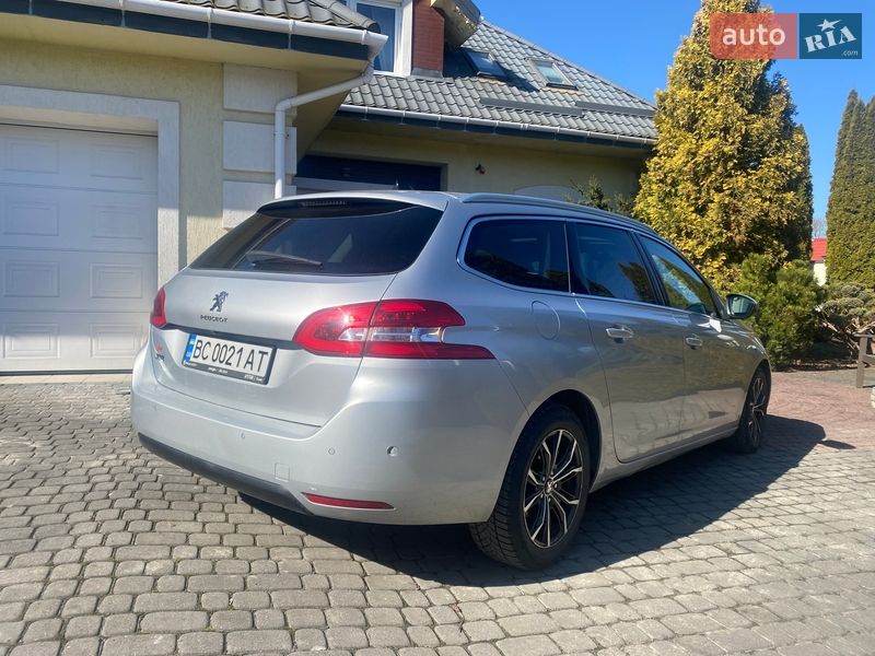 Универсал Peugeot 308 2017 в Львове