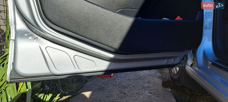 Хэтчбек Peugeot 308 2009 в Днепре