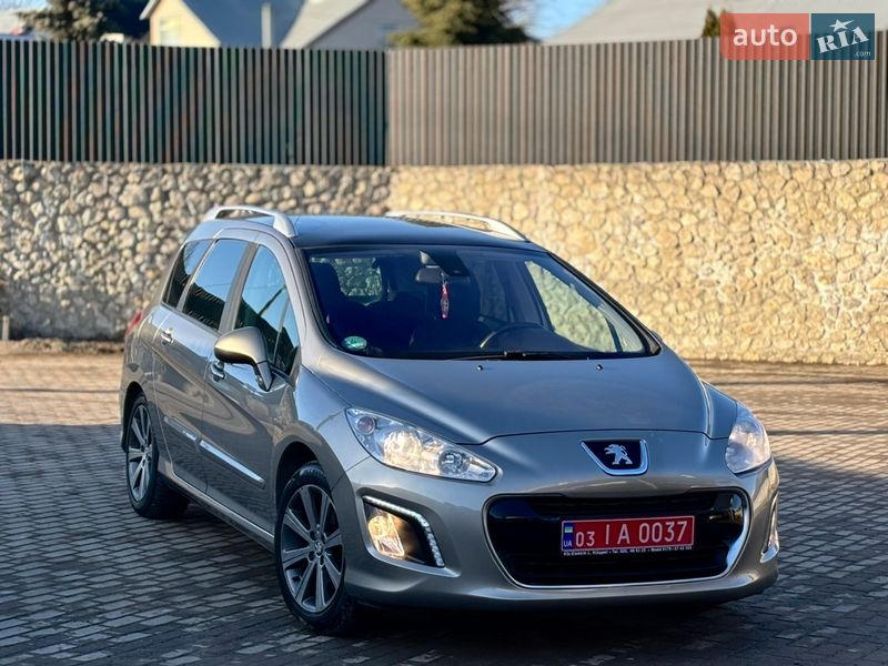 Универсал Peugeot 308 2011 в Тернополе