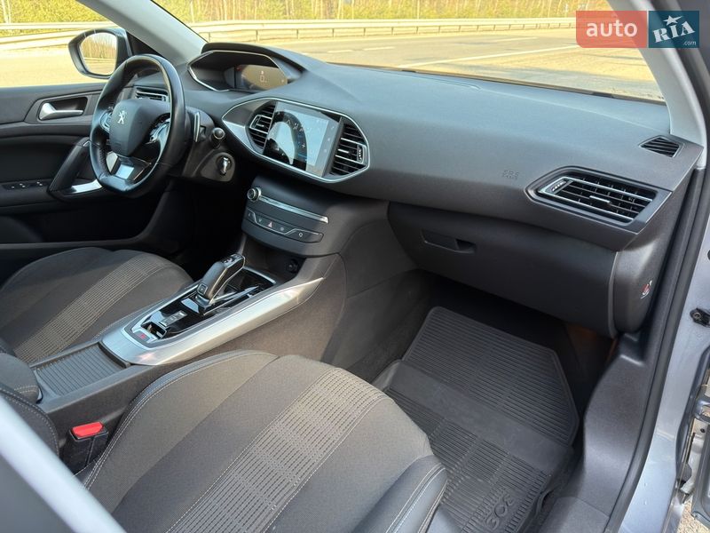 Универсал Peugeot 308 2020 в Ковеле